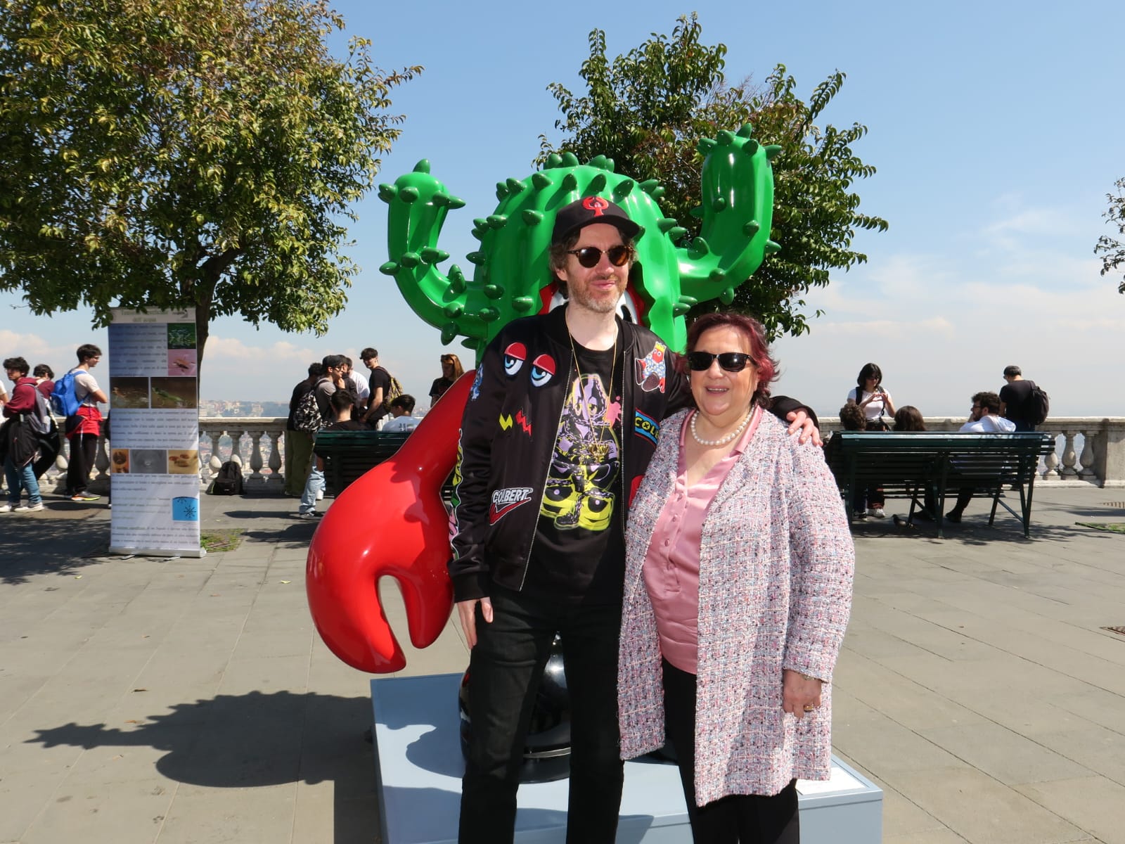 A Largo San Martino la mostra "The lobster empire" di Philip Colbert