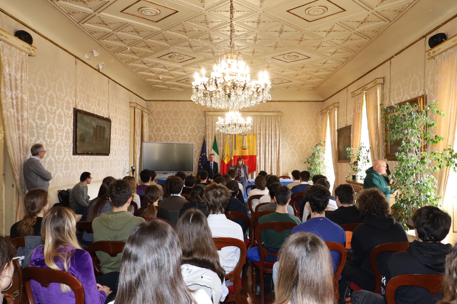 Manfredi incontra gli studenti del Mercalli