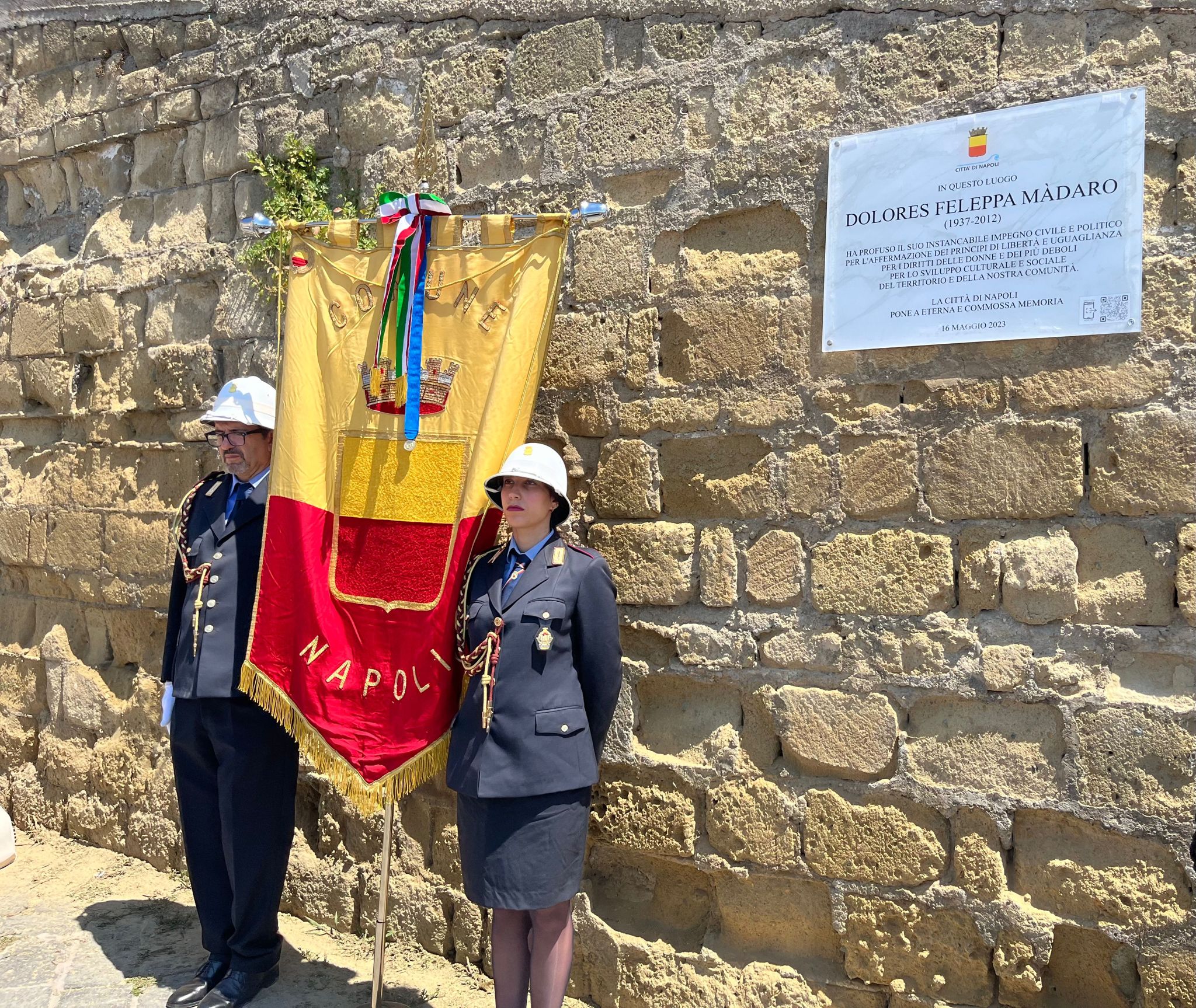 Scoperta la targa in ricordo di Dolores Feleppa Madaro