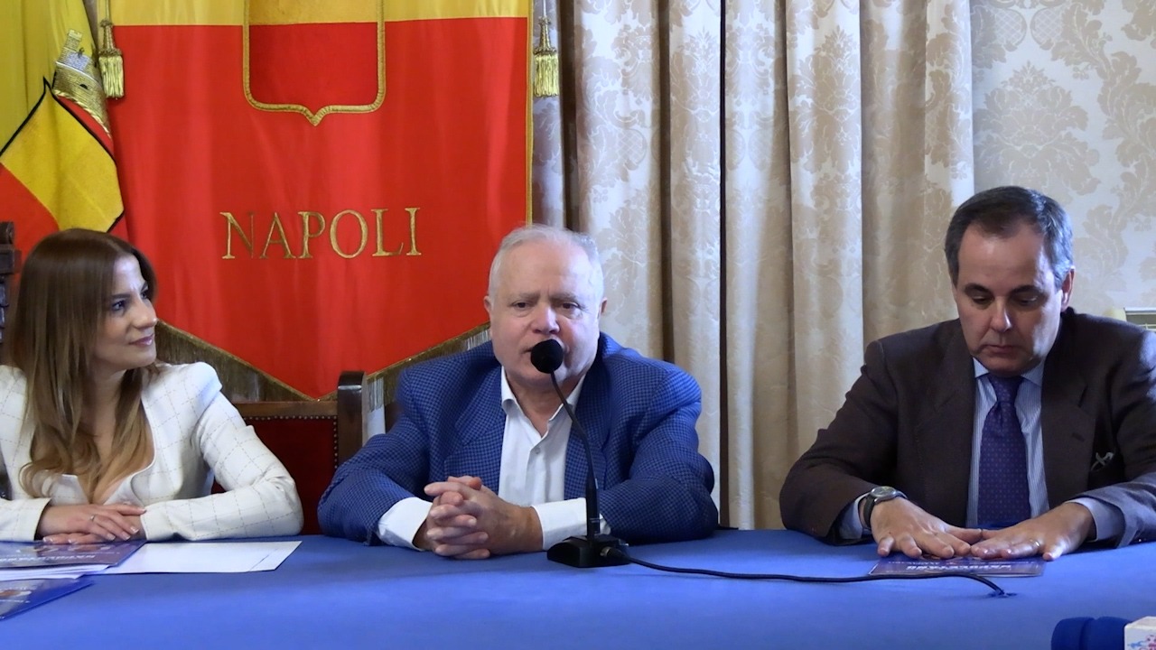 Torna "Arcobaleno napoletano" al Sannazzaro