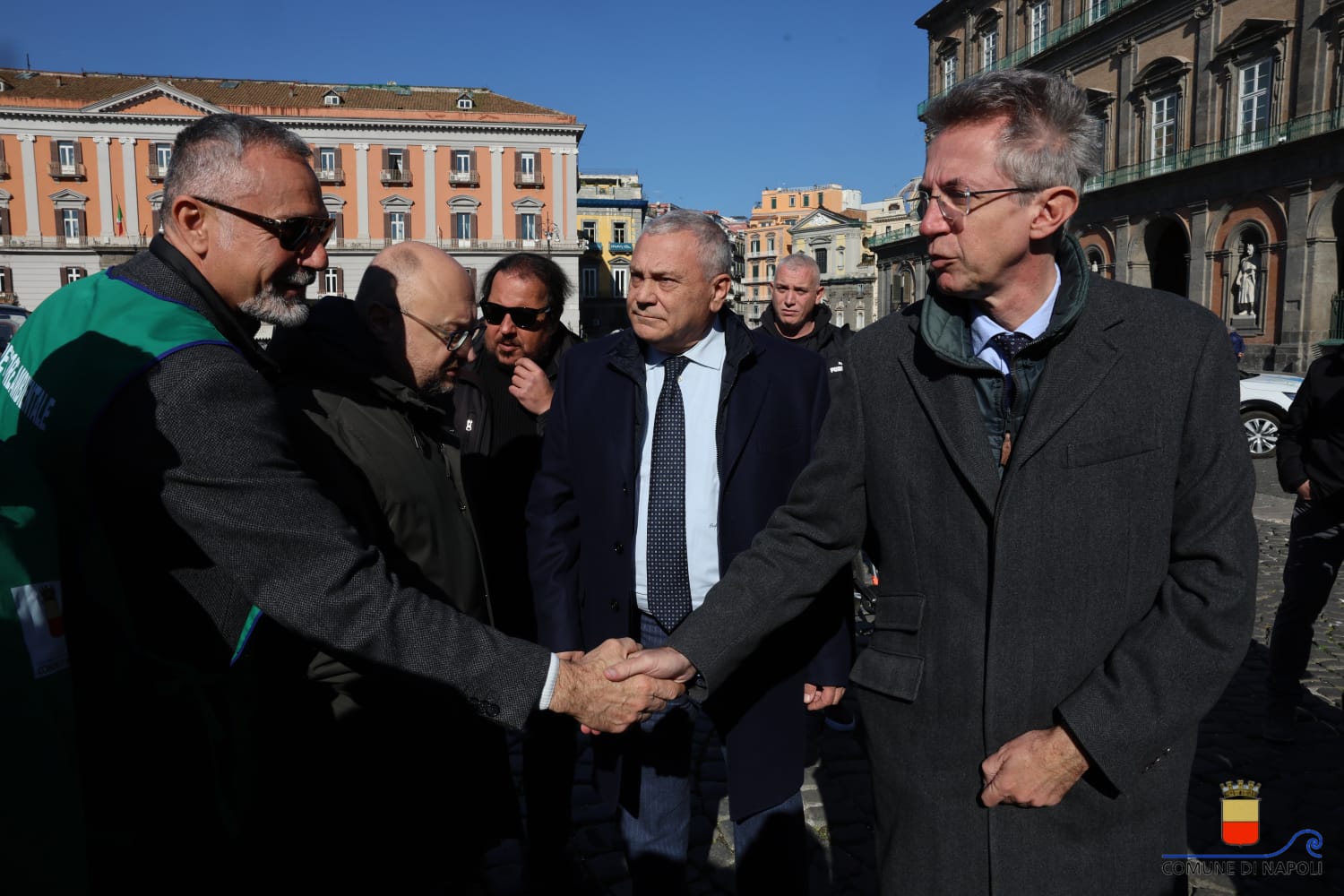 presentati i nuovi ispettori ambientali e i mezzi di Asia ad emissioni zero