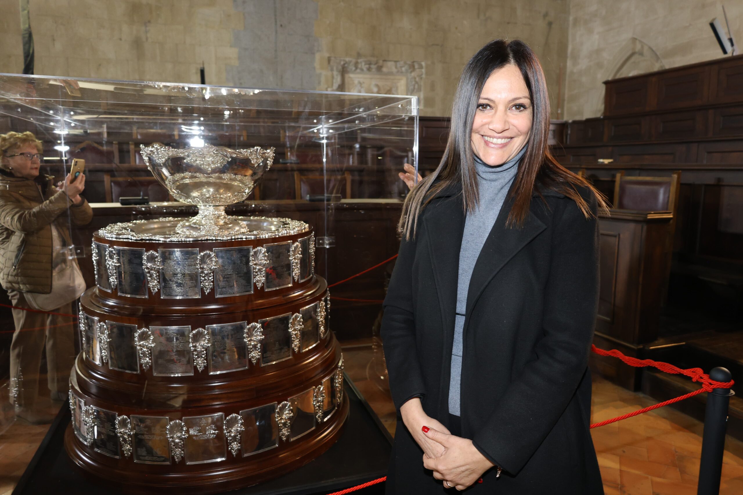 La Coppa Davis in mostra al Maschio Angioino