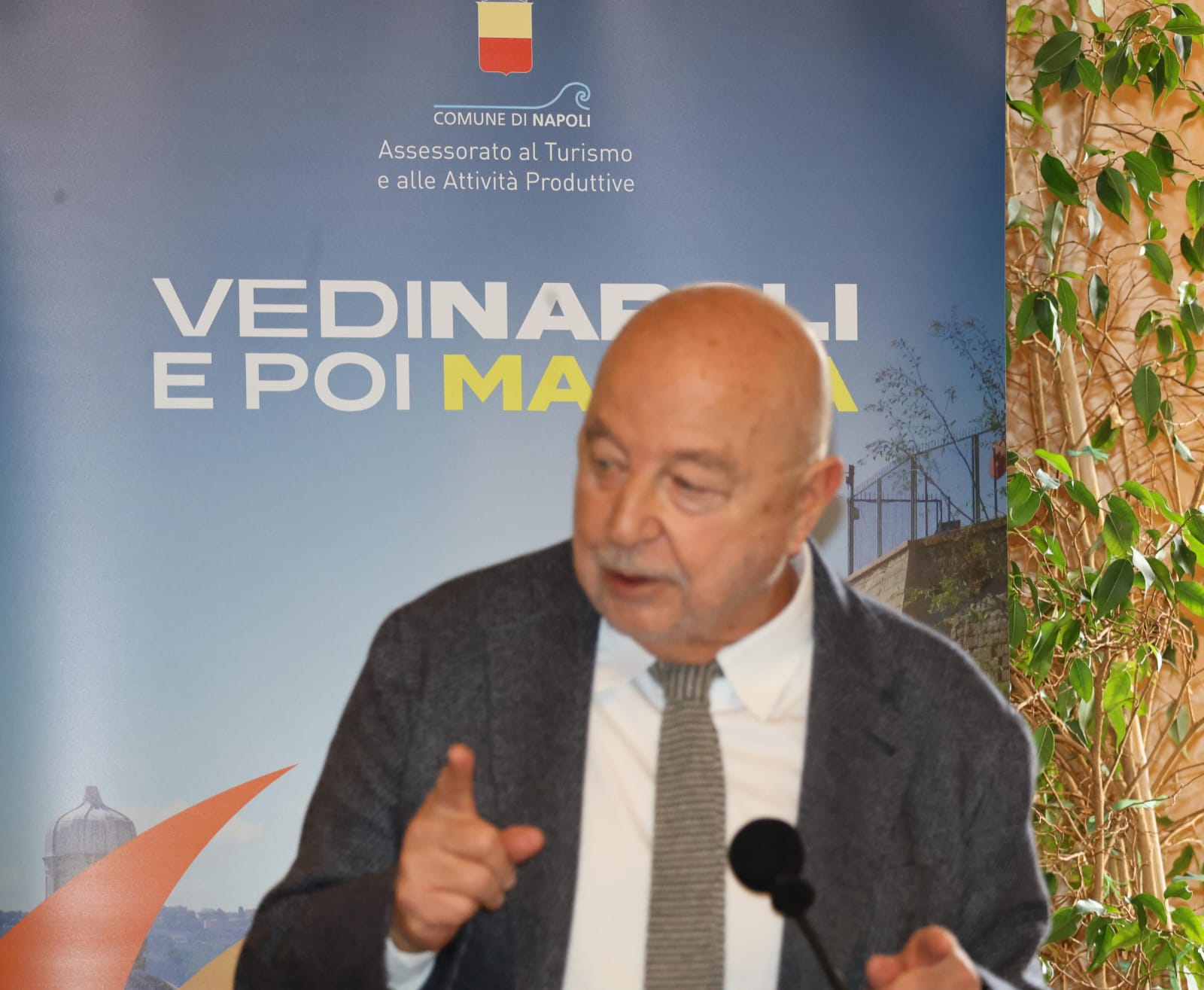 Dal 28 marzo torna Vedi Napoli e poi mangia