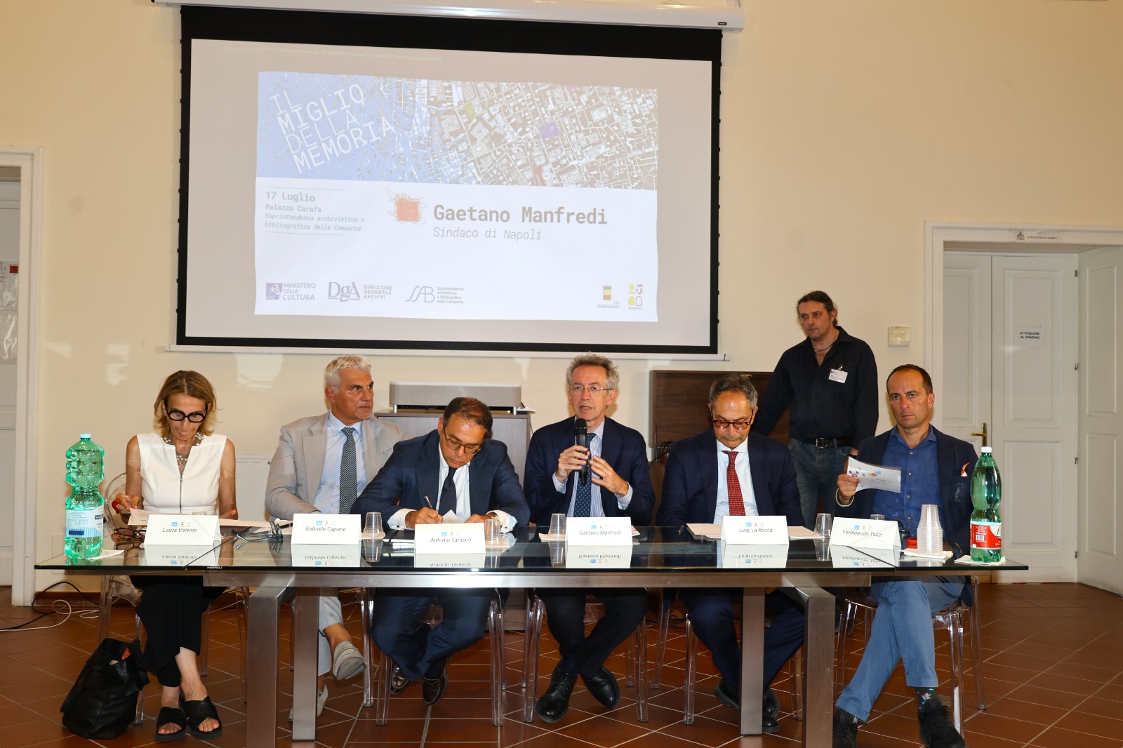 Miglio della Memoria per Napoli 2500, "Mischiamo le carte"