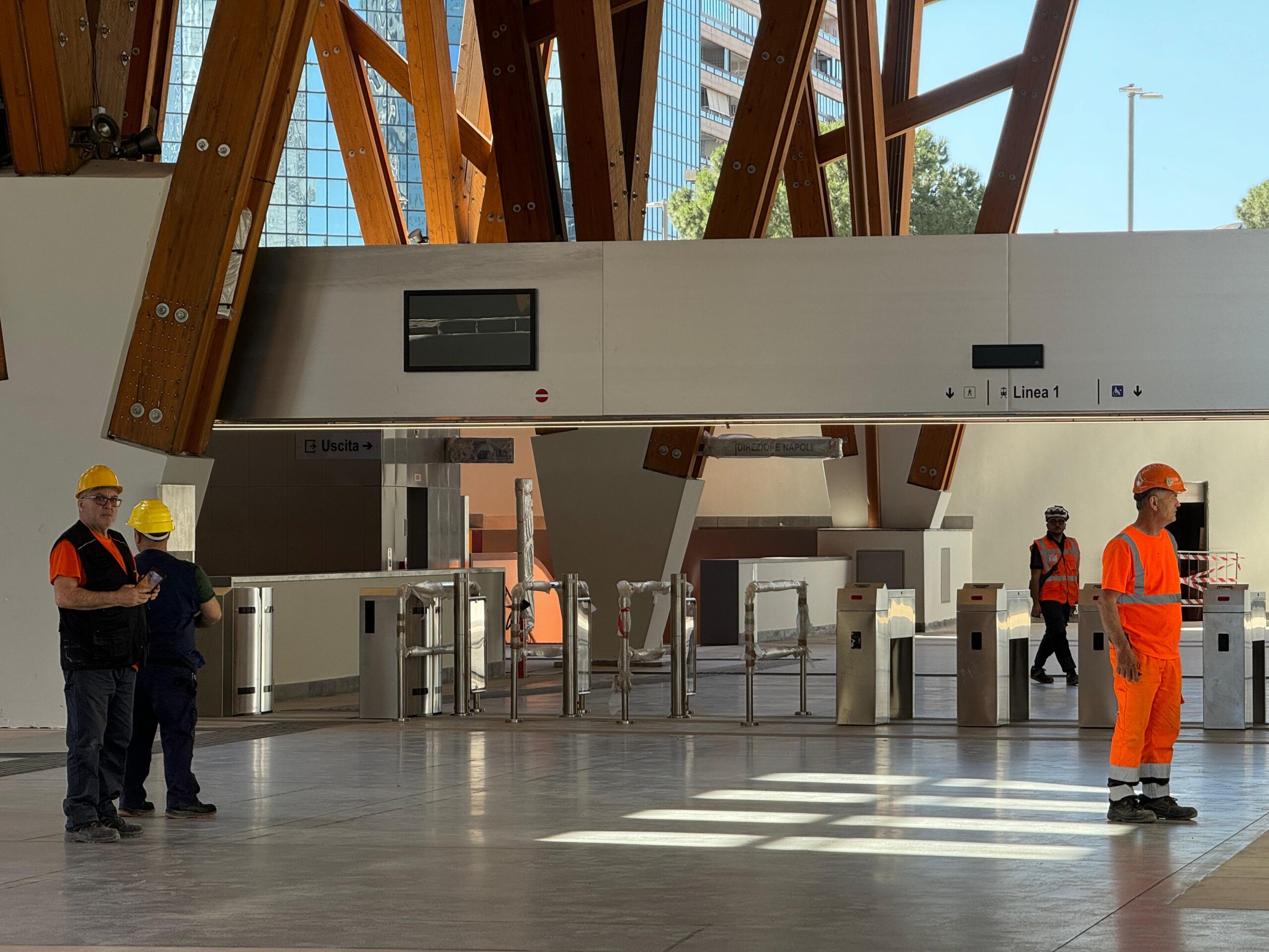 Completati le opere strutturali e gli impianti della stazione metro Centro Direzionale