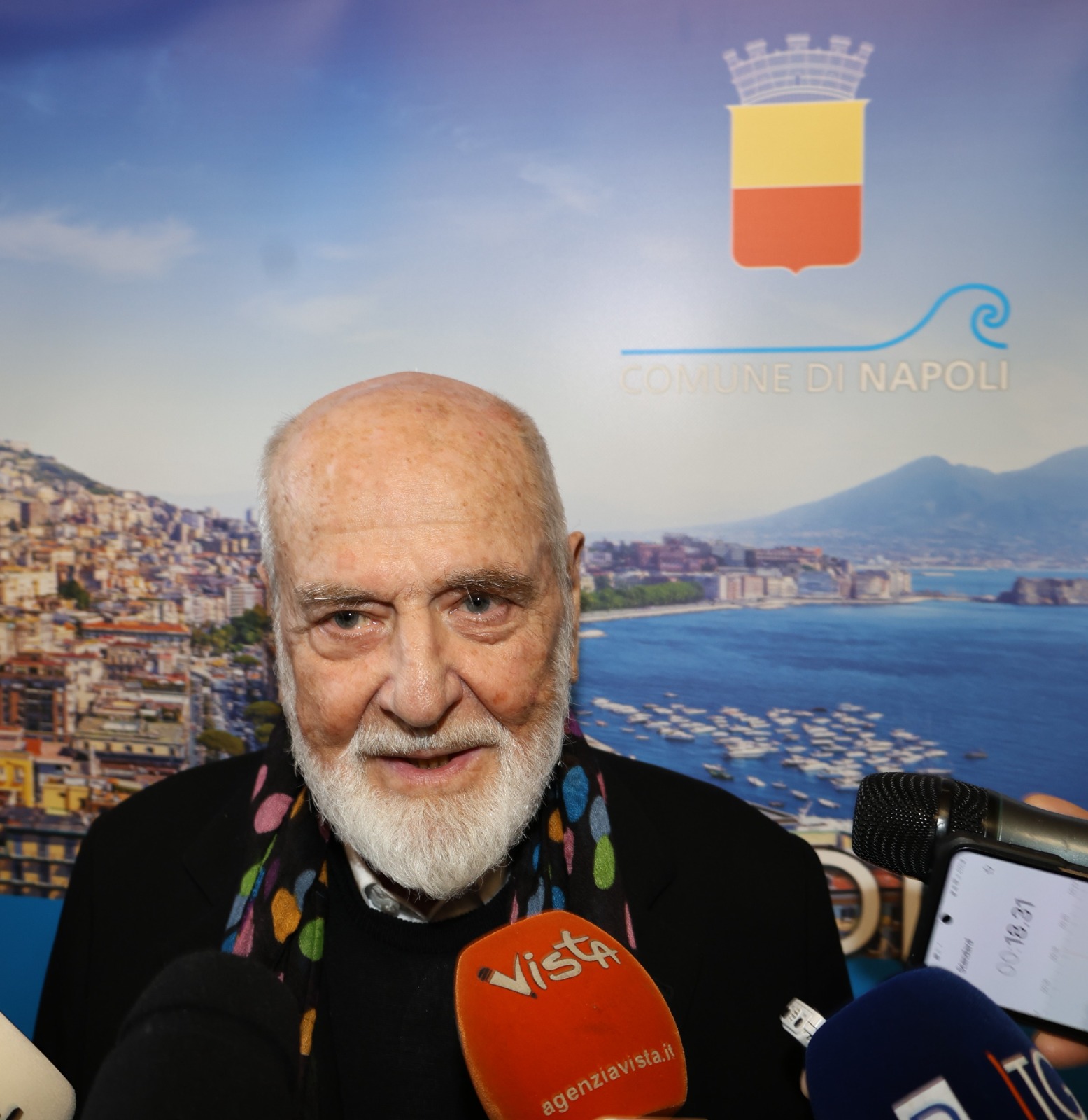 La Venere degli stracci risorge in Piazza Municipio a Napoli