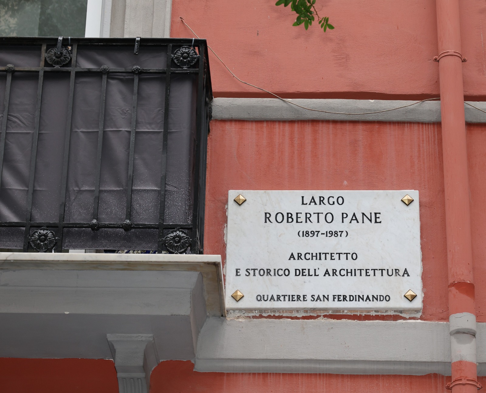 Immagine di Cerimonia di intitolazione di “Largo Roberto Pane”