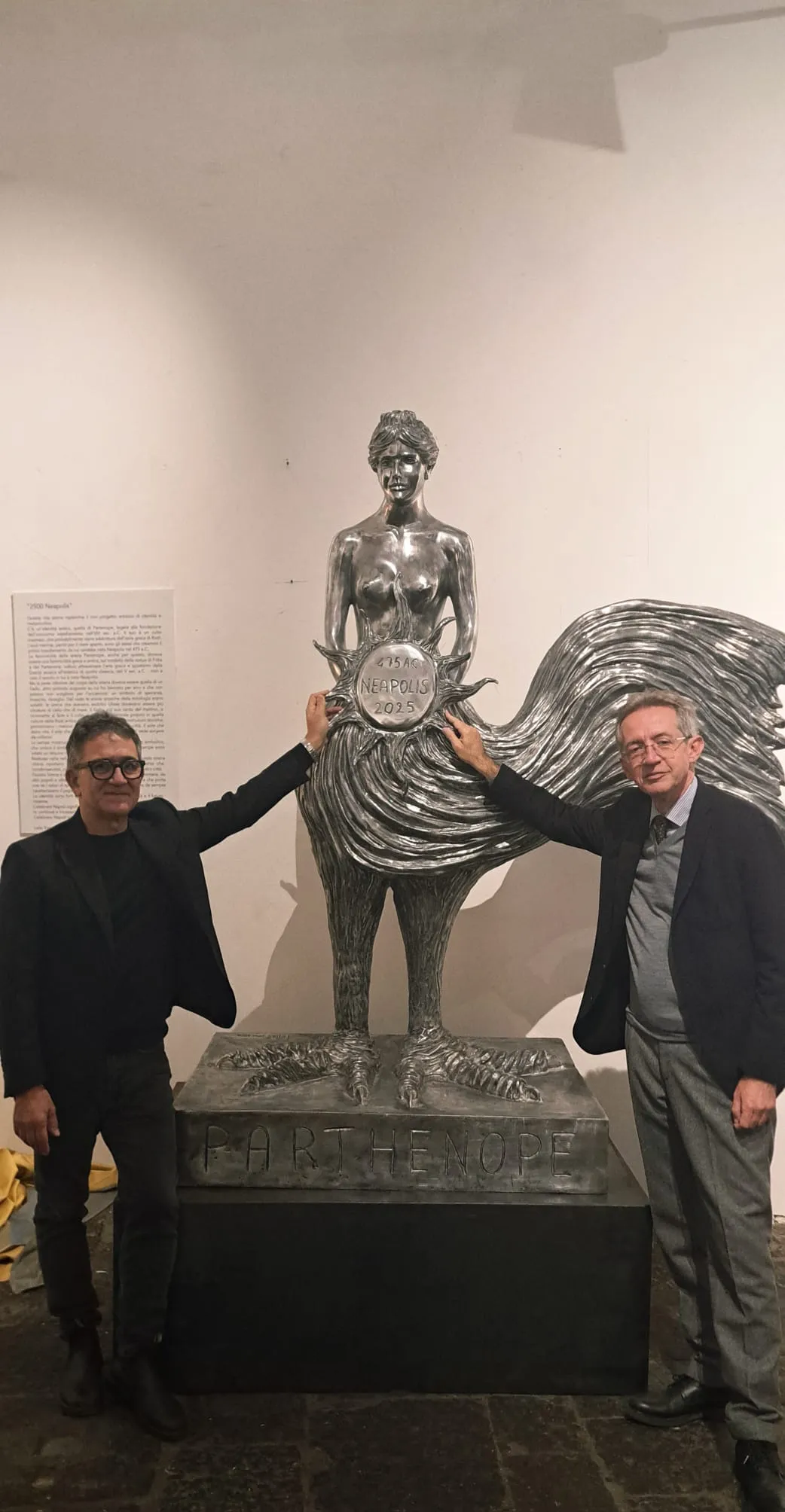 Immagine di 1 opera “Parthenope”