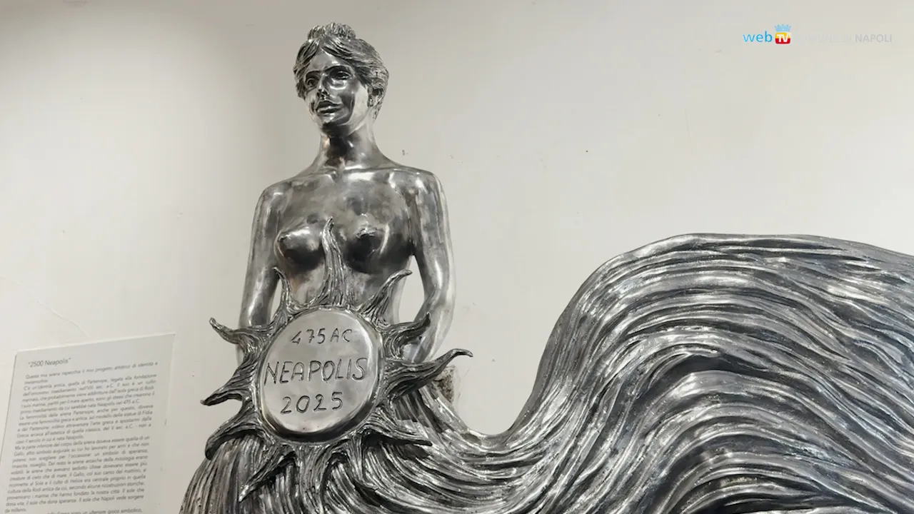 Immagine di Parthenope di Lello Esposito